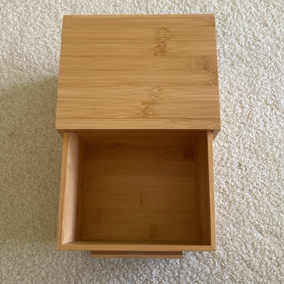 Clean Skin Club Bamboo Towel Holder - Picture 3 of 4